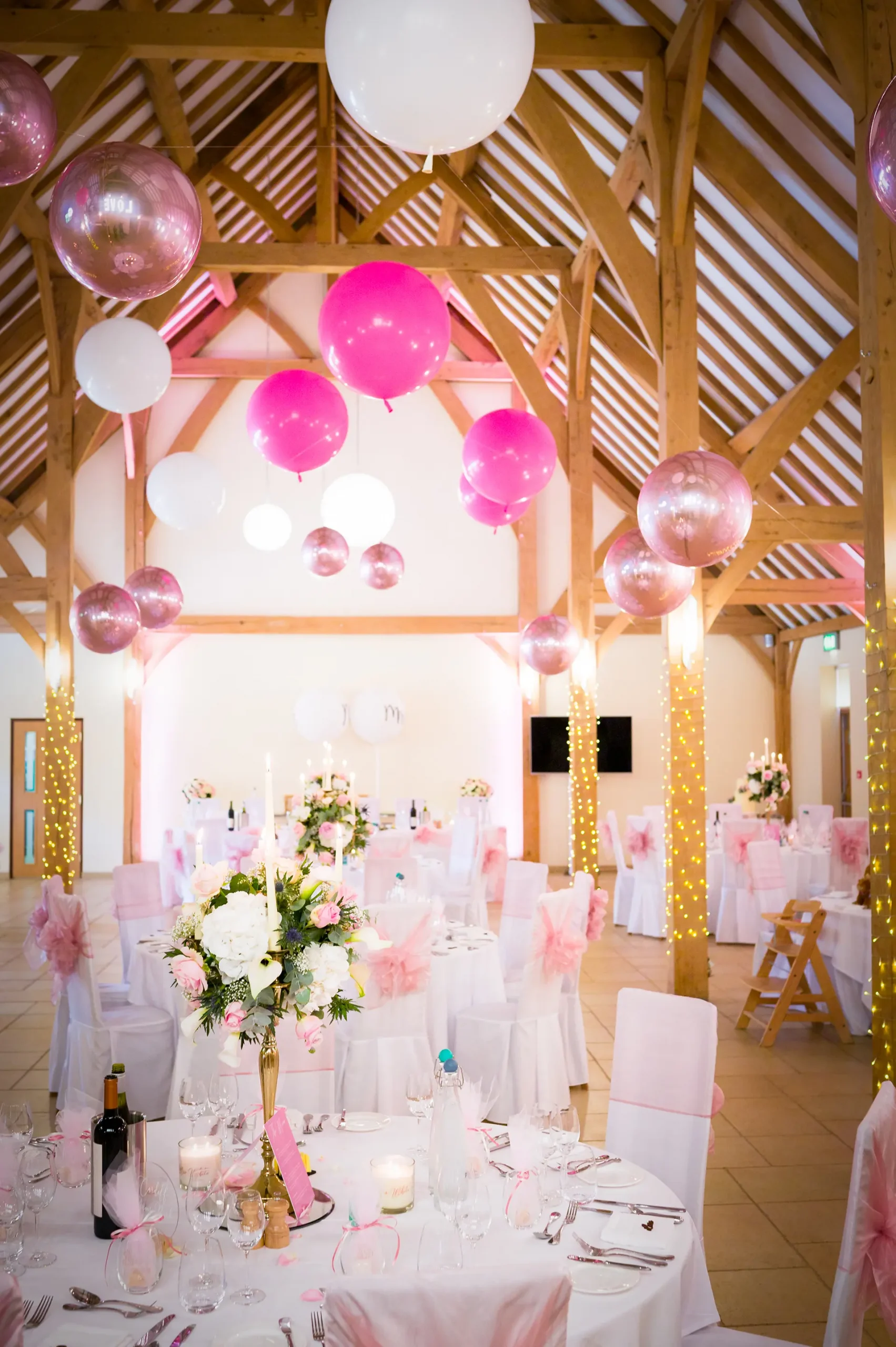 Rivervale Barn summer wedding colours