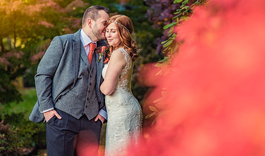 The garden at this Hampshire wedding venue is a stunning place to capture some wedding photos