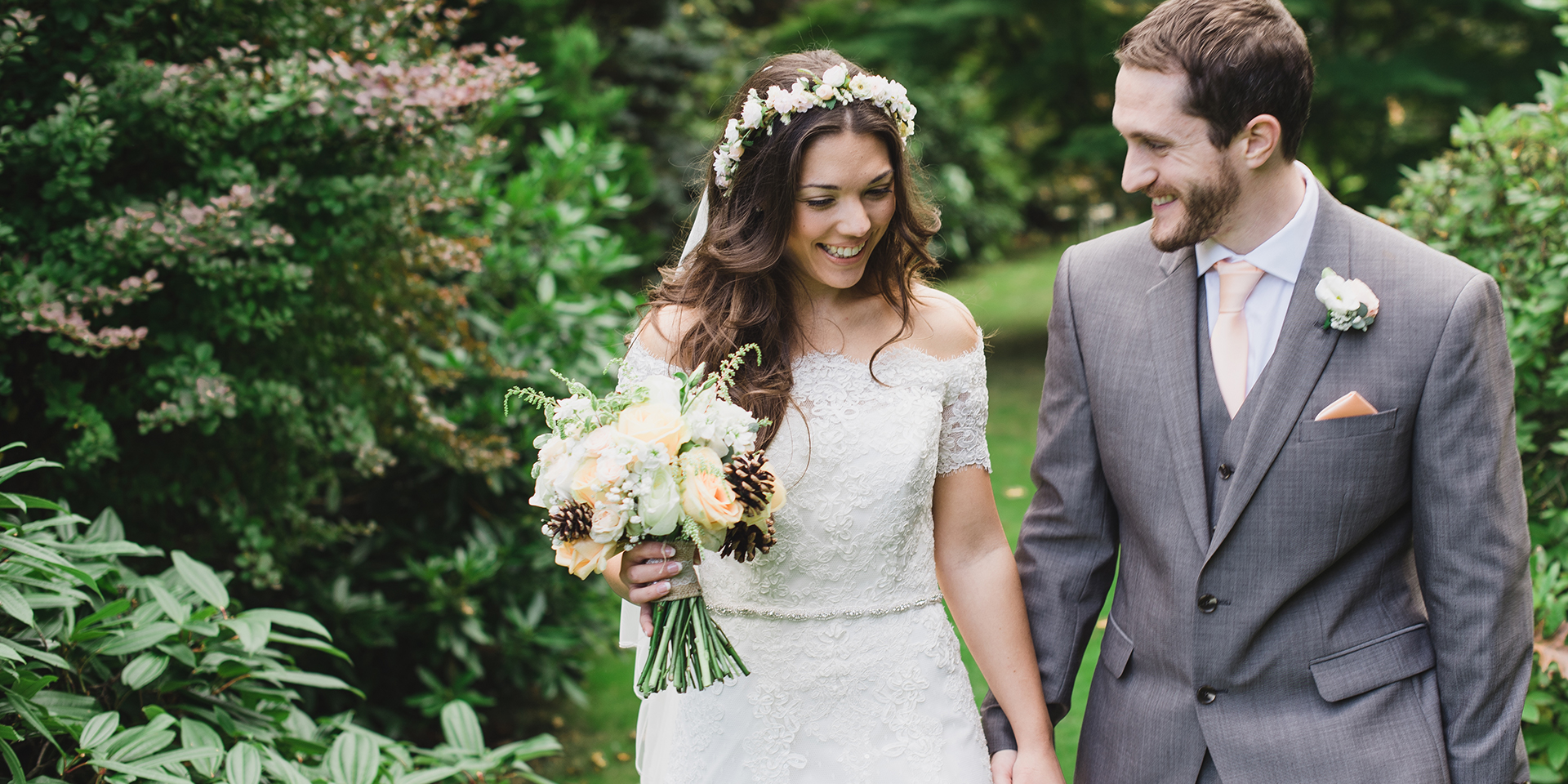 this couple held a swoon worthy wedding day at Rivervale Barns in Hampshire