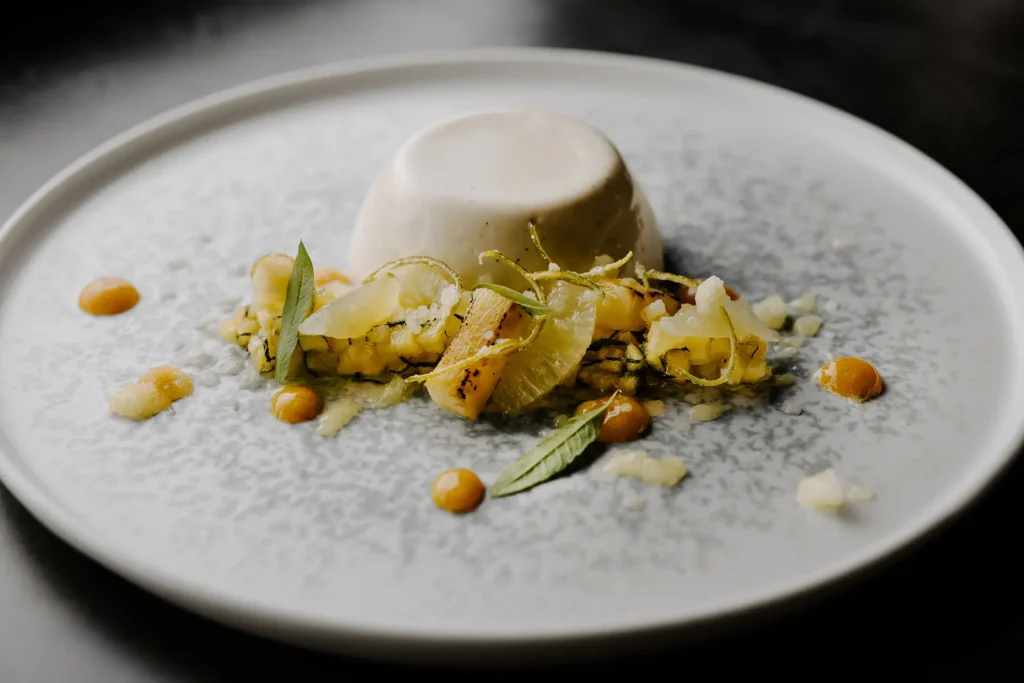 food & drink desserts pannacotta close spring